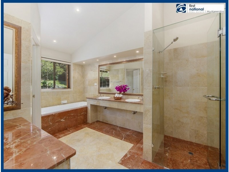 46 Kagoola Drive, Mudgeeraba QLD 4213