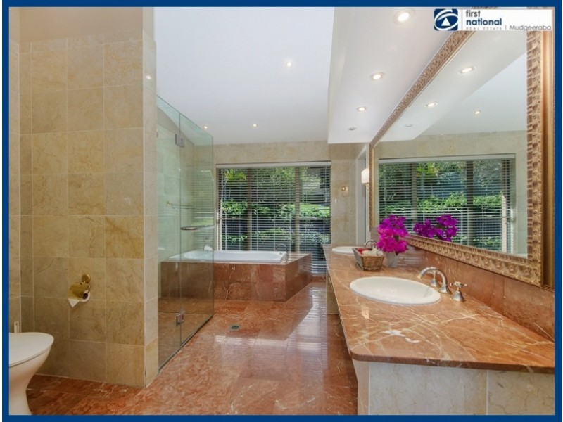46 Kagoola Drive, Mudgeeraba QLD 4213