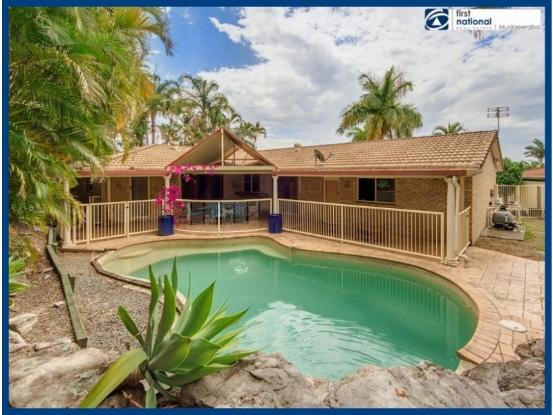 5 Brora Court, Merrimac QLD 4226