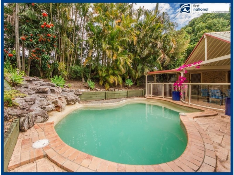 5 Brora Court, Merrimac QLD 4226