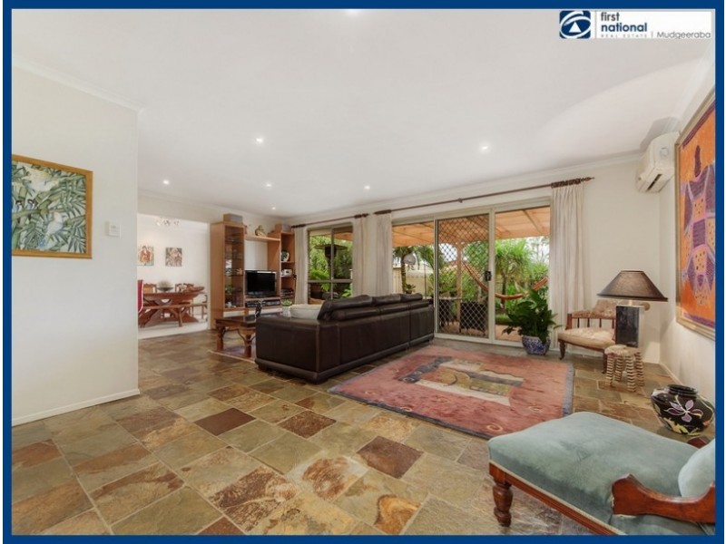 6 Inlet Court, Merrimac QLD 4226