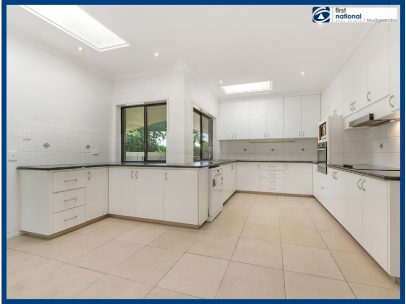 4 Alawara Drive, Tallai QLD 4213