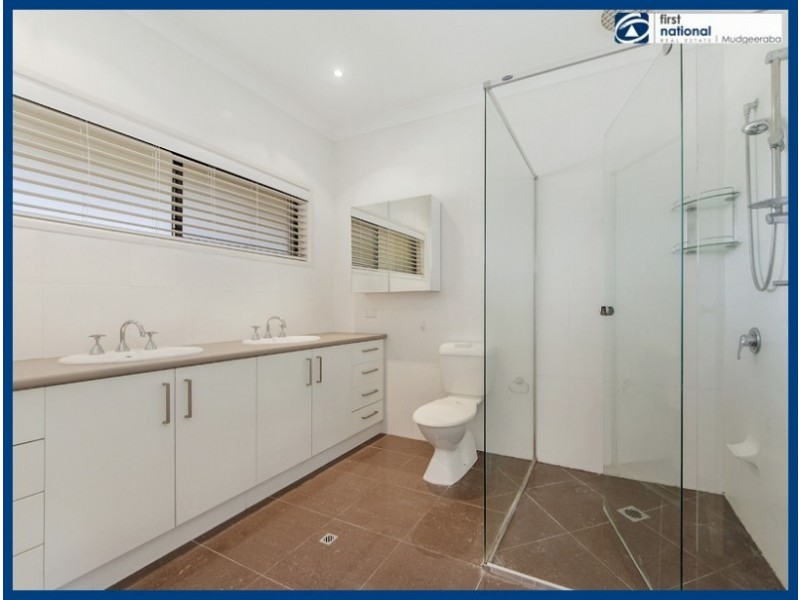 4 Alawara Drive, Tallai QLD 4213
