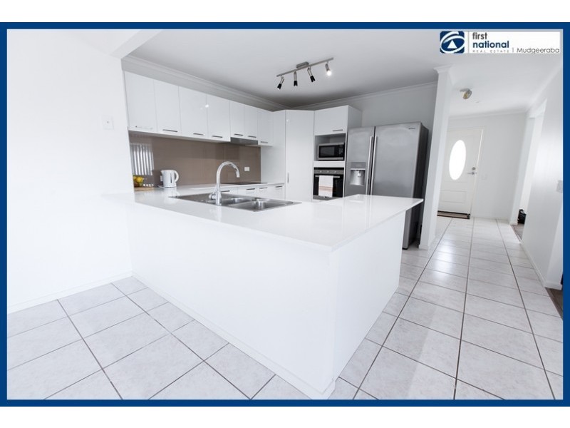 5 Drift Away Court, Robina QLD 4226