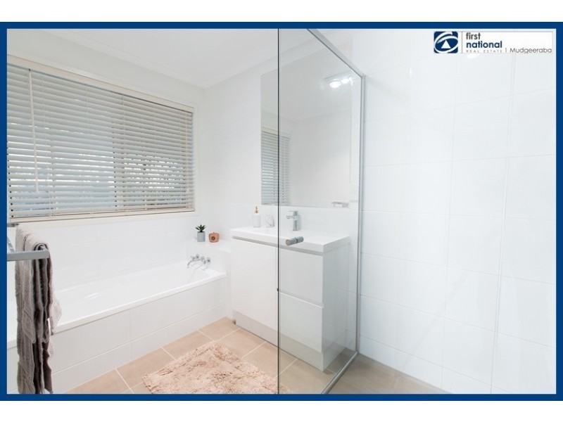 5 Drift Away Court, Robina QLD 4226