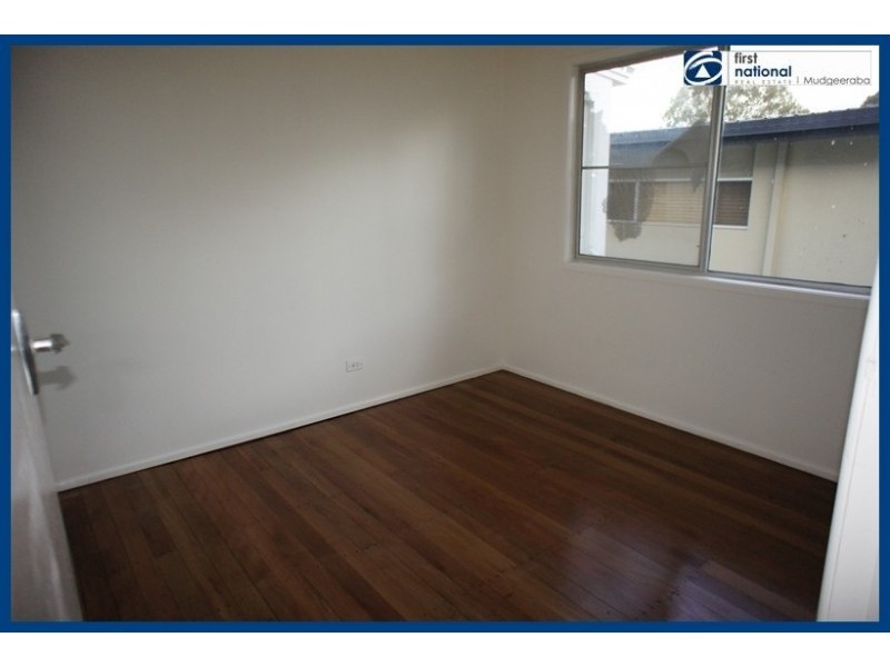 2 Beitz, Labrador QLD 4215