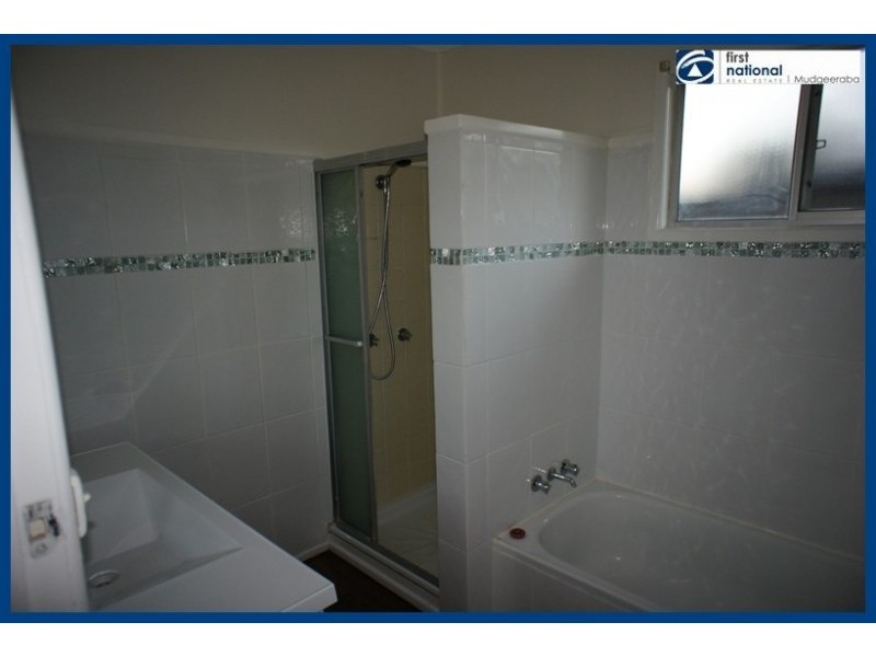 2 Beitz, Labrador QLD 4215