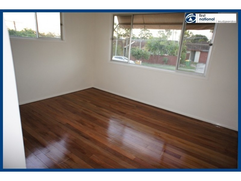2 Beitz, Labrador QLD 4215