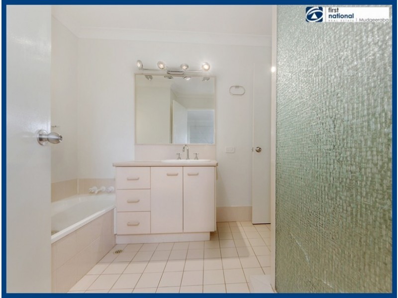 13/4 Sherwood Close, Mudgeeraba QLD 4213