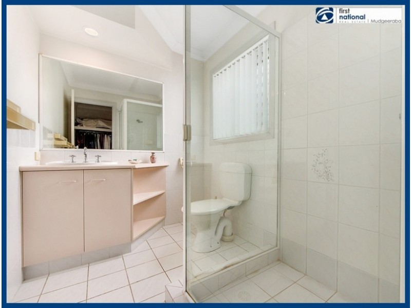 105 Highfield Drive, Merrimac QLD 4226