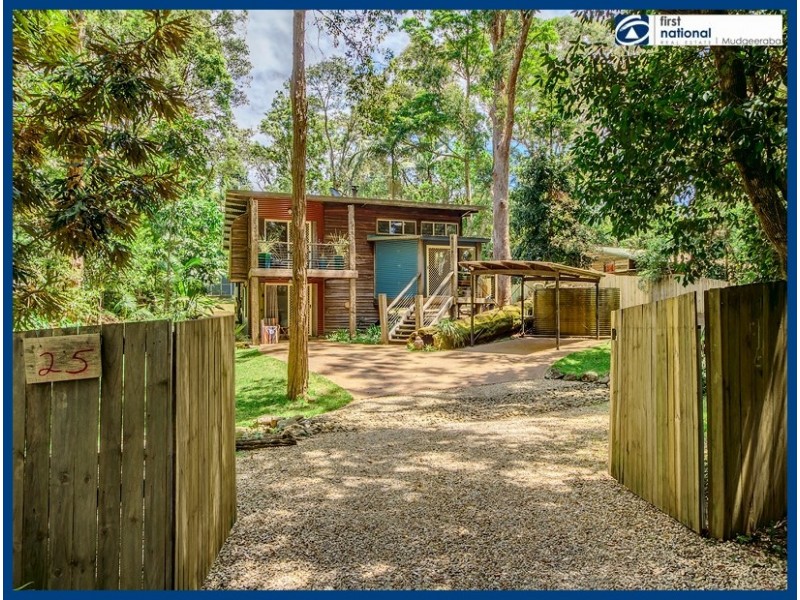 25 Gwongorella Parade, Springbrook QLD 4213