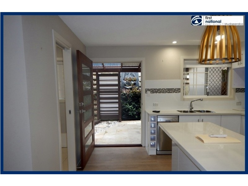 1/10 Cobai Drive, Mudgeeraba QLD 4213