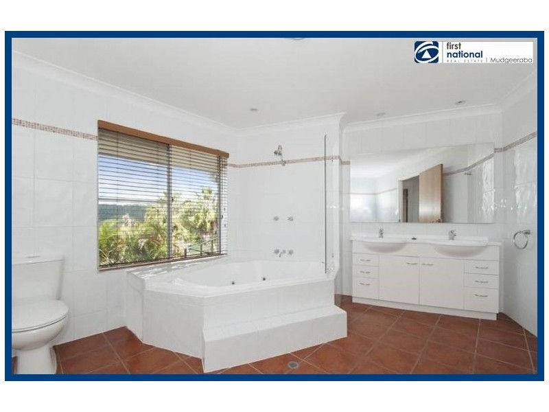 215 Little Nerang Road, Mudgeeraba QLD 4213