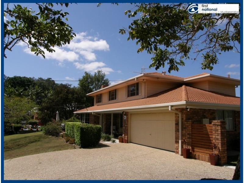 1 Coastview Crescent, Tallai QLD 4213