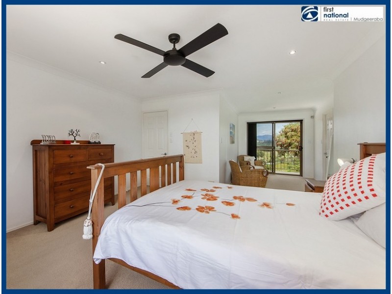 1 Coastview Crescent, Tallai QLD 4213