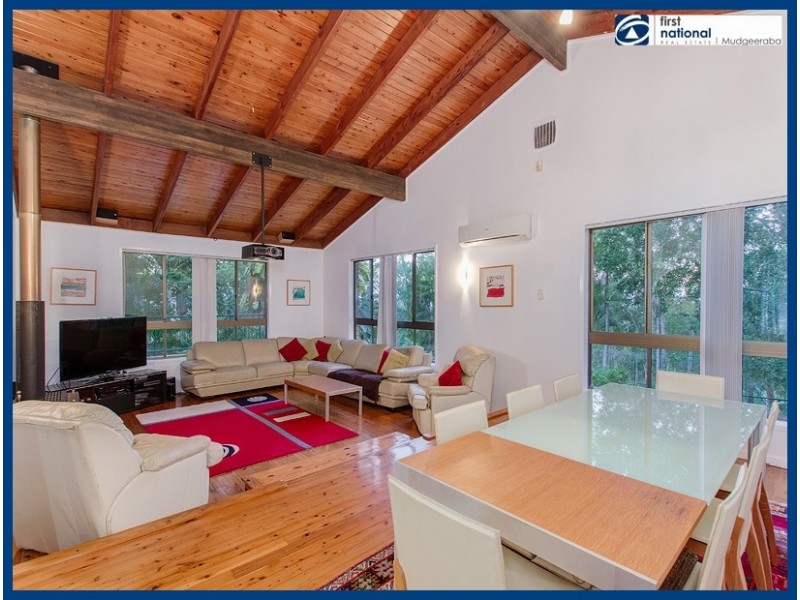 16 Currong Crescent, Mudgeeraba QLD 4213