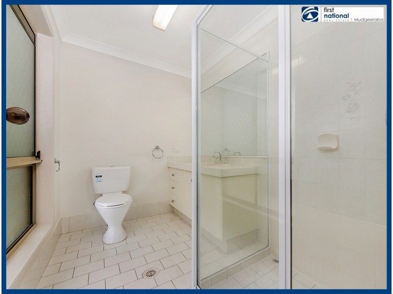 24 Kincaid Drive, Highland Park QLD 4211