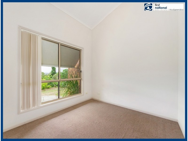 24 Kincaid Drive, Highland Park QLD 4211