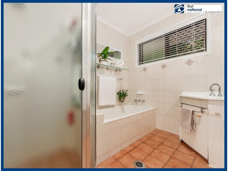 7 Rainbow Drive, Mudgeeraba QLD 4213