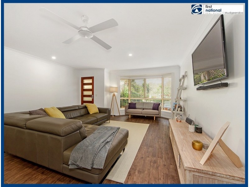 5 Scotia Place, Merrimac QLD 4226