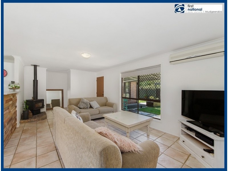 23 Moonbeam Parade, Mudgeeraba QLD 4213