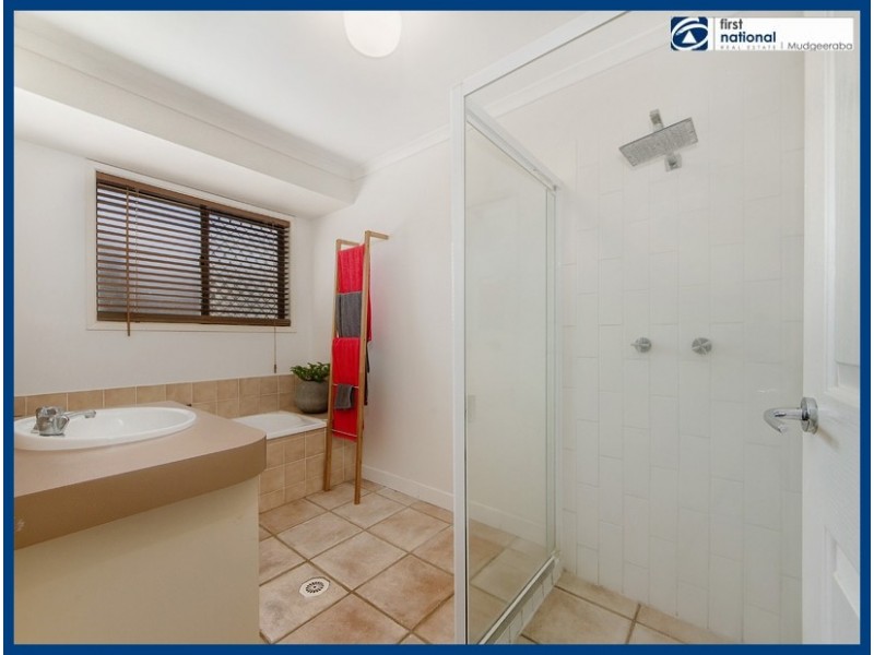 23 Moonbeam Parade, Mudgeeraba QLD 4213