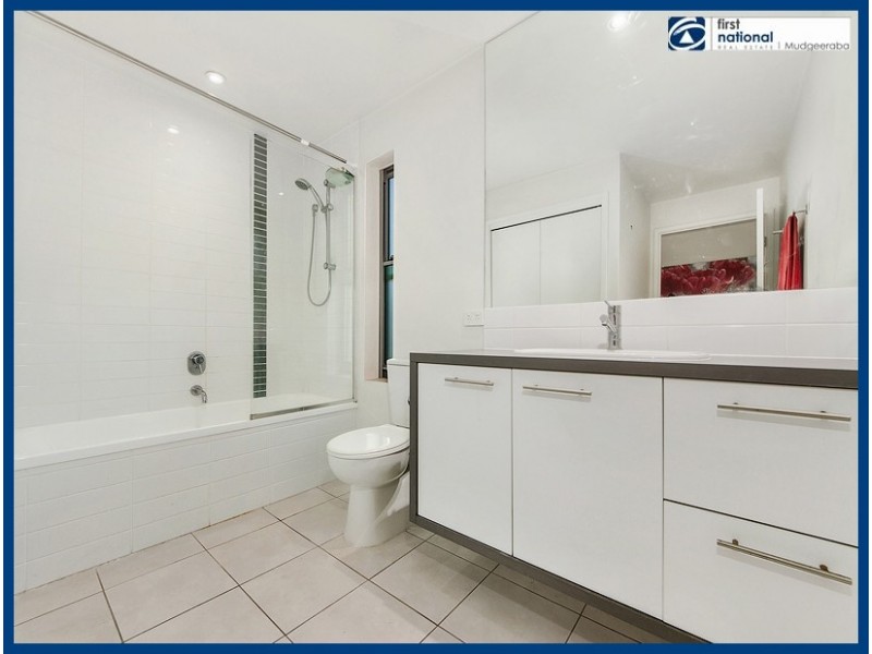 220/2-4 Riverwalk Avenue, Robina QLD 4226