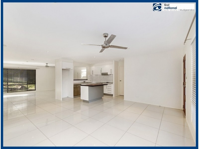 8 Cherokee Crescent, Mudgeeraba QLD 4213