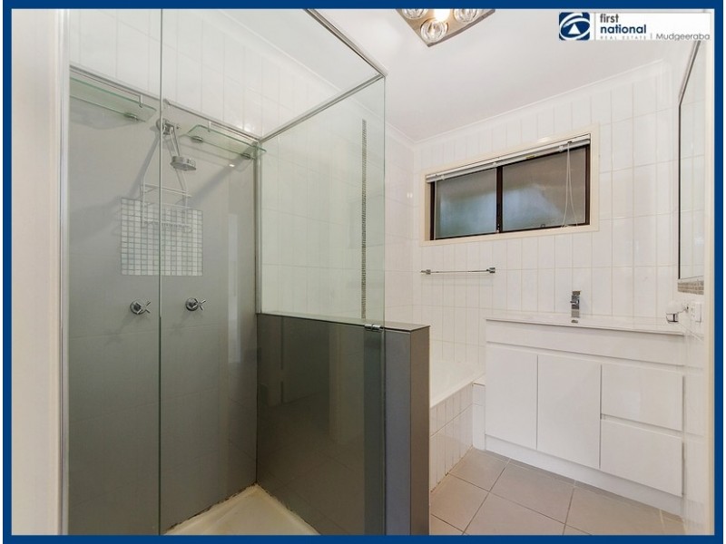 8 Cherokee Crescent, Mudgeeraba QLD 4213