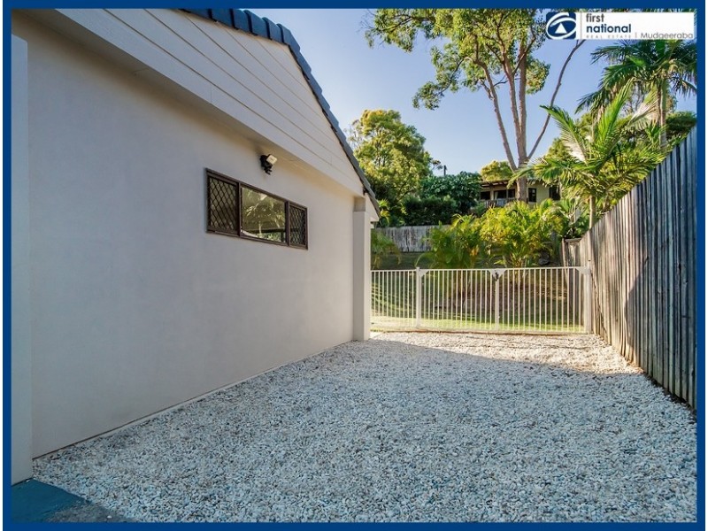 8 Cherokee Crescent, Mudgeeraba QLD 4213