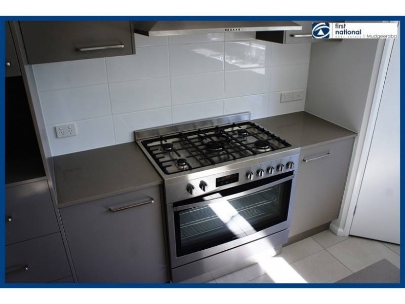 2 B Verdure Place, Bonogin QLD 4213