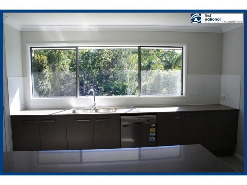 2 B Verdure Place, Bonogin QLD 4213