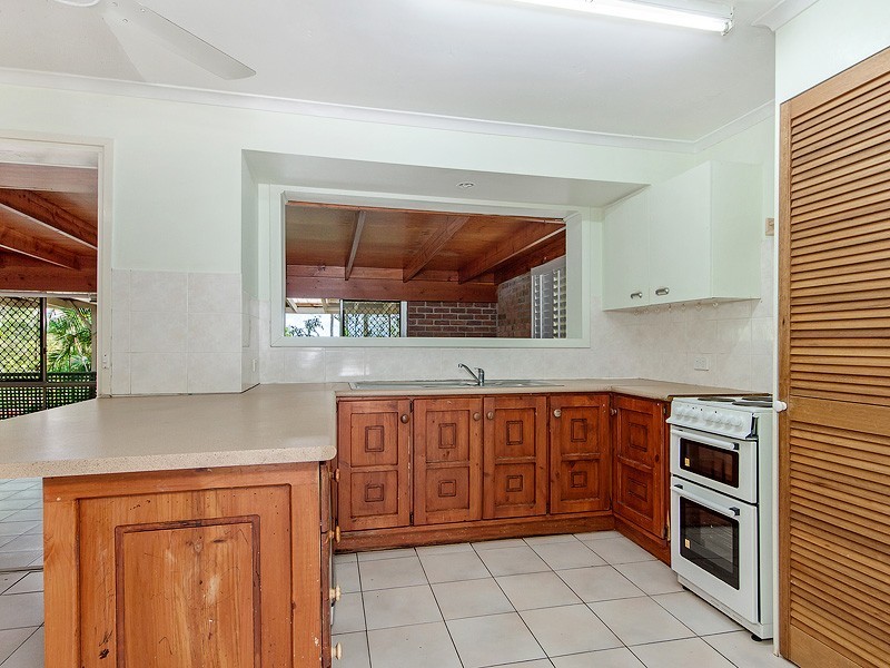 12 Rainbow Drive, Mudgeeraba QLD 4213