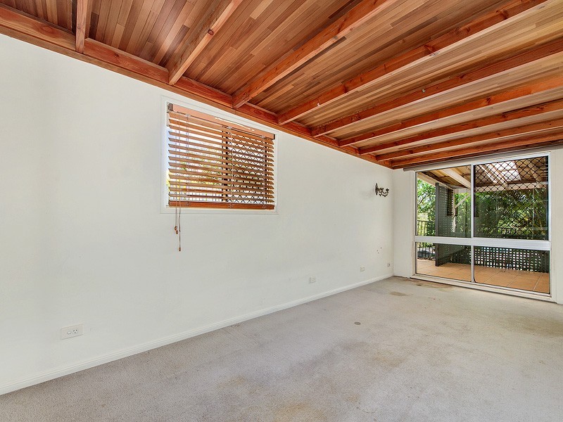 12 Rainbow Drive, Mudgeeraba QLD 4213