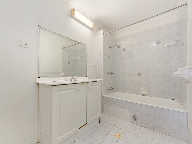 12 Rainbow Drive, Mudgeeraba QLD 4213