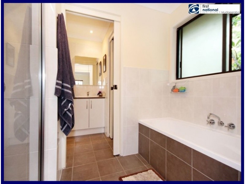 27 Cobai Drive, Mudgeeraba QLD 4213