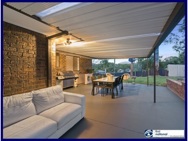 4 Kiowa Drive, Mudgeeraba QLD 4213