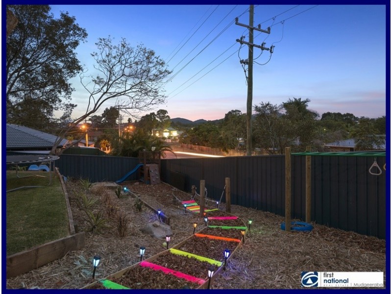 4 Kiowa Drive, Mudgeeraba QLD 4213