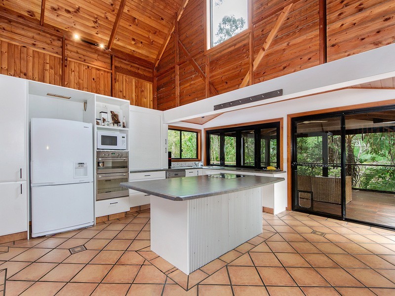 4 Thomas Duncan Court, Worongary QLD 4213