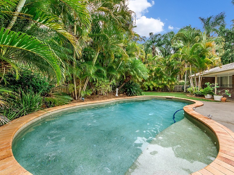 3 Underhill Place, Tallai QLD 4213
