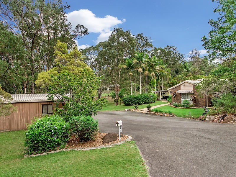 3 Underhill Place, Tallai QLD 4213
