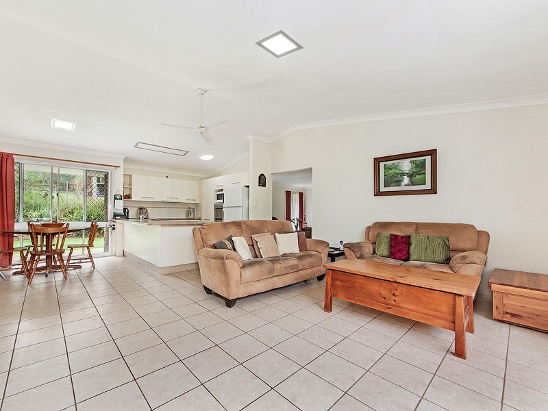 3 Underhill Place, Tallai QLD 4213