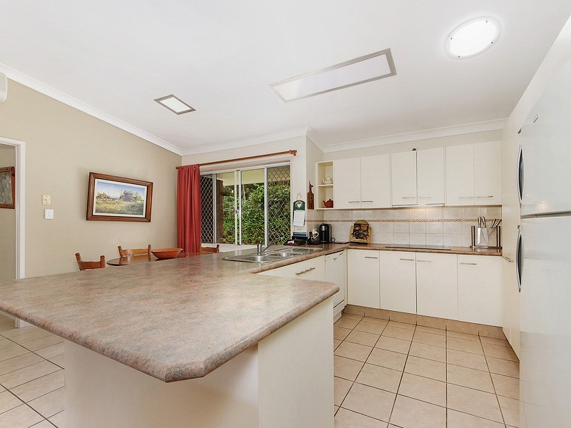 3 Underhill Place, Tallai QLD 4213