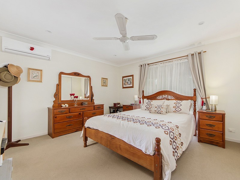 3 Underhill Place, Tallai QLD 4213