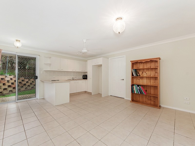 3 Underhill Place, Tallai QLD 4213