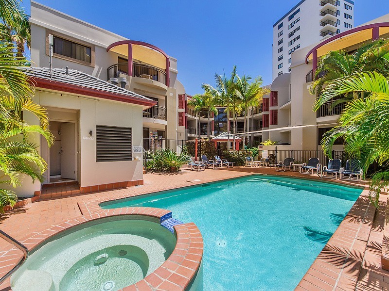 5/5 Fourth Ave, Burleigh Heads QLD 4220