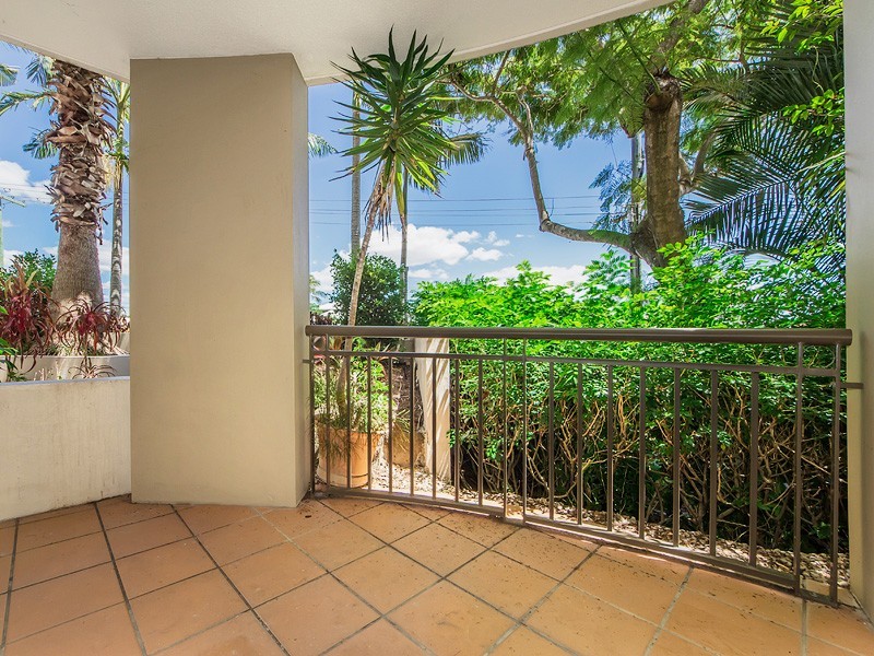 5/5 Fourth Ave, Burleigh Heads QLD 4220