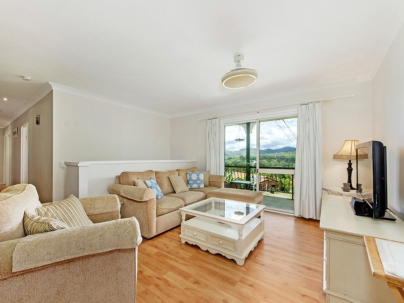 9 Satellite Court, Mudgeeraba QLD 4213