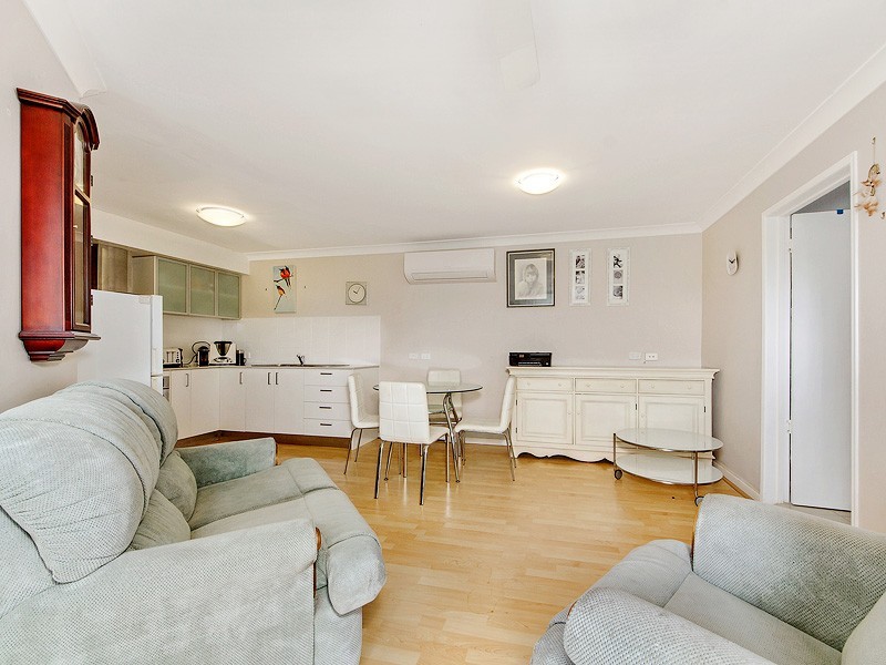 9 Satellite Court, Mudgeeraba QLD 4213