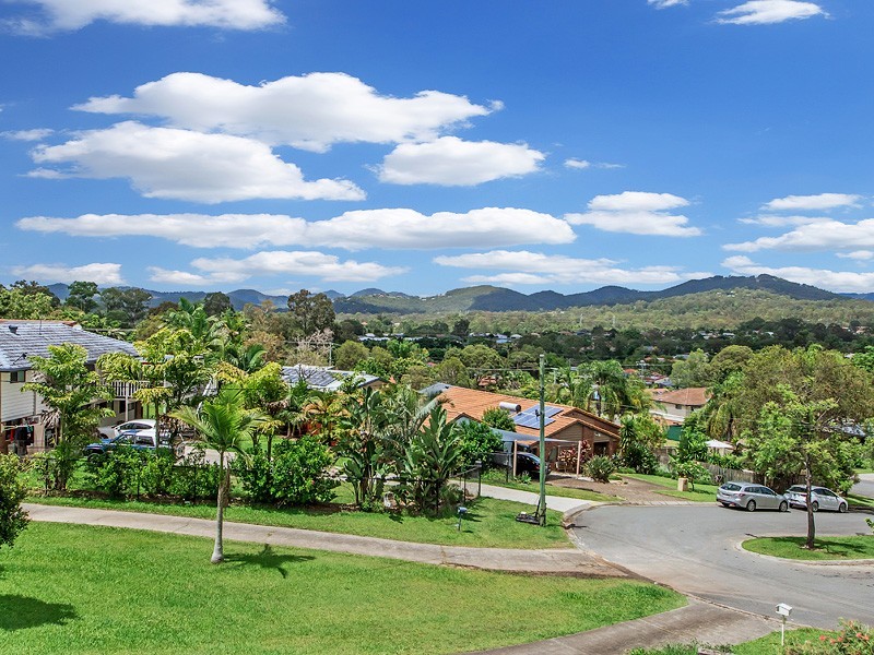 9 Satellite Court, Mudgeeraba QLD 4213